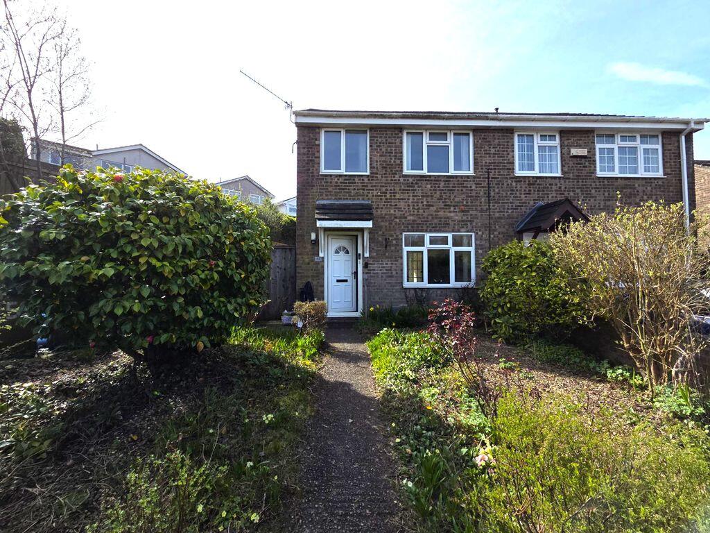3 bed Semi Detached for rent in Bedwas. From Diamonds - Caerphilly 3 bed Semi Detached for rent in Bedwas. From Diamonds - Caerphilly