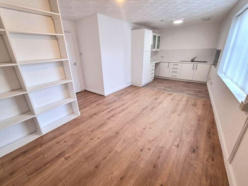 3 bed 1st Floor Flat for rent in Bedwas. From Diamonds - Caerphilly