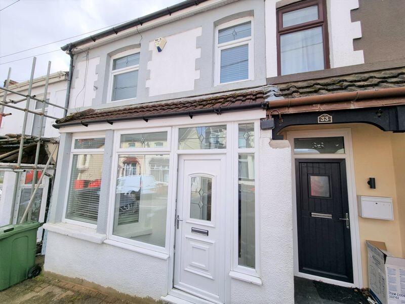 3 bed Mid Terraced House for rent in Bargoed. From Diamonds - Caerphilly