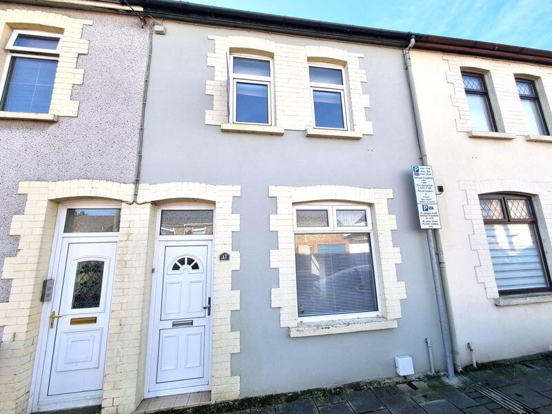 2 bed Mid Terraced House for rent in Caerphilly. From Diamonds - Caerphilly