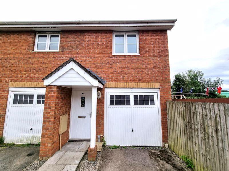 1 bed 1st Floor Flat for rent in Caerphilly. From Diamonds - Caerphilly