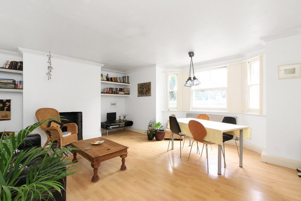 1 bed Ground Floor Flat for rent in London. From Fishneedwater - London