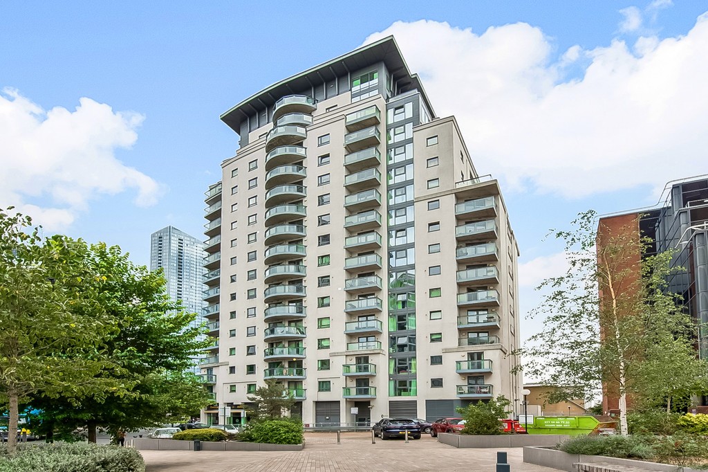 2 bed Apartment for rent in London. From Fishneedwater - London 2 bed Apartment for rent in London. From Fishneedwater - London
