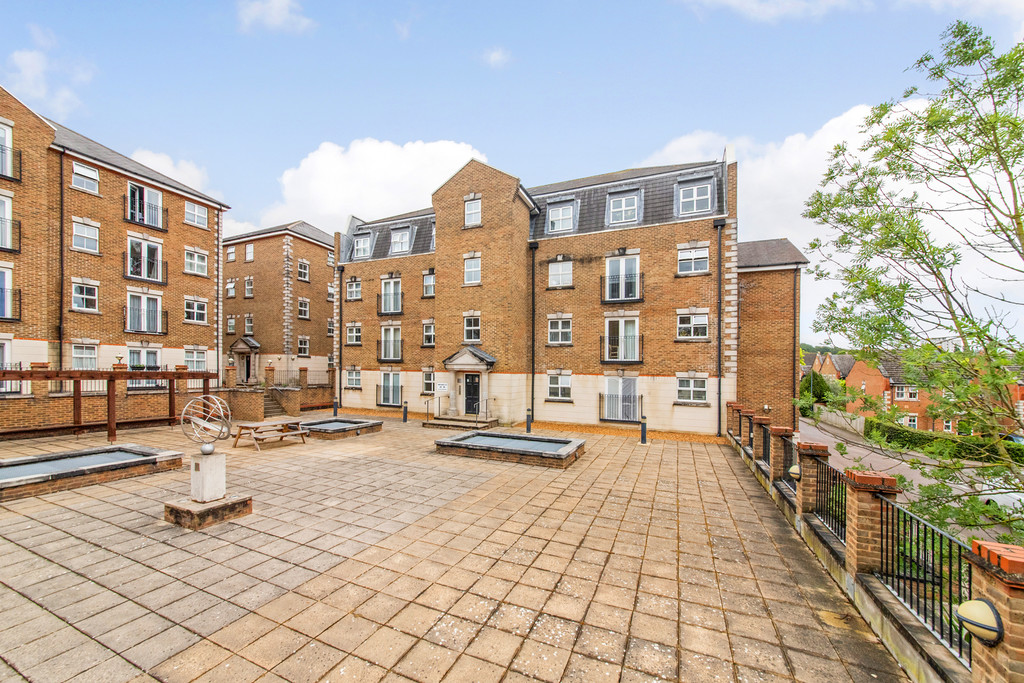 2 bed Apartment for rent in London. From Fishneedwater - London 2 bed Apartment for rent in London. From Fishneedwater - London