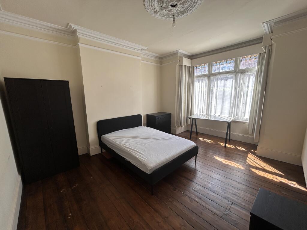 1 bed House Share for rent in Birmingham. From Dixons Lettings - Bearwood