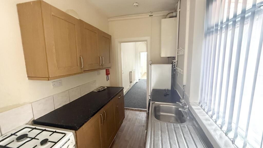 3 bed Mid Terraced House for rent in Birmingham. From Dixons Lettings - Bearwood