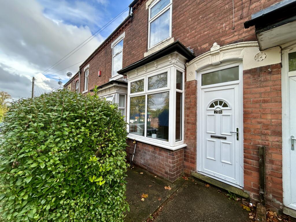 3 bed Mid Terraced House for rent in Smethwick. From Dixons Lettings - Bearwood