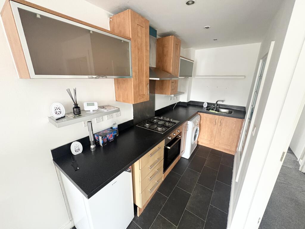 1 bed Apartment for rent in Oldbury. From Dixons Lettings - Bearwood