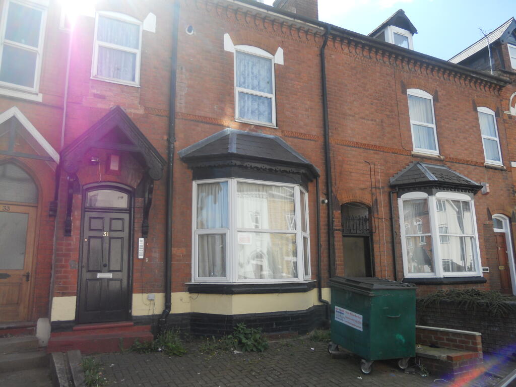 2 bed 1st Floor Flat for rent in Birmingham. From Dixons Lettings - Bearwood 2 bed 1st Floor Flat for rent in Birmingham. From Dixons Lettings - Bearwood
