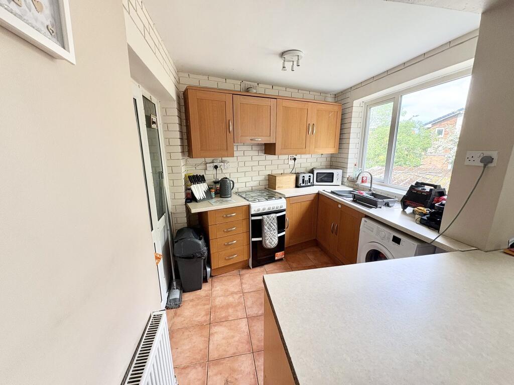 3 bed Detached for rent in Blackheath. From Dixons Lettings - Bearwood