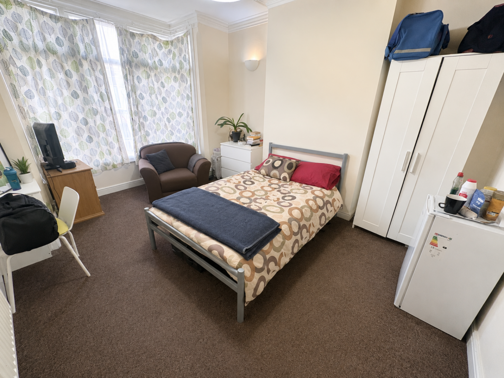 1 bed House Share for rent in Wolverhampton. From Dixons Lettings - Bearwood 1 bed House Share for rent in Wolverhampton. From Dixons Lettings - Bearwood