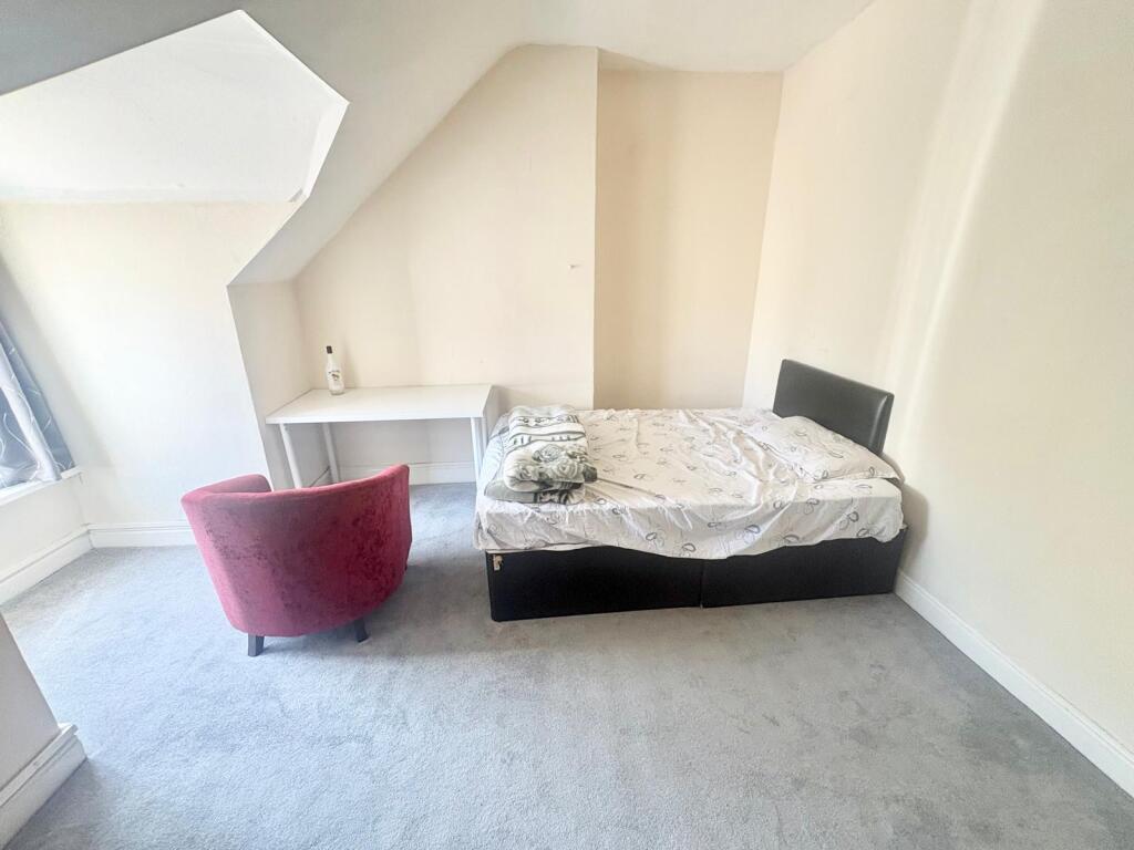 1 bed House Share for rent in Birmingham. From Dixons Lettings - Bearwood