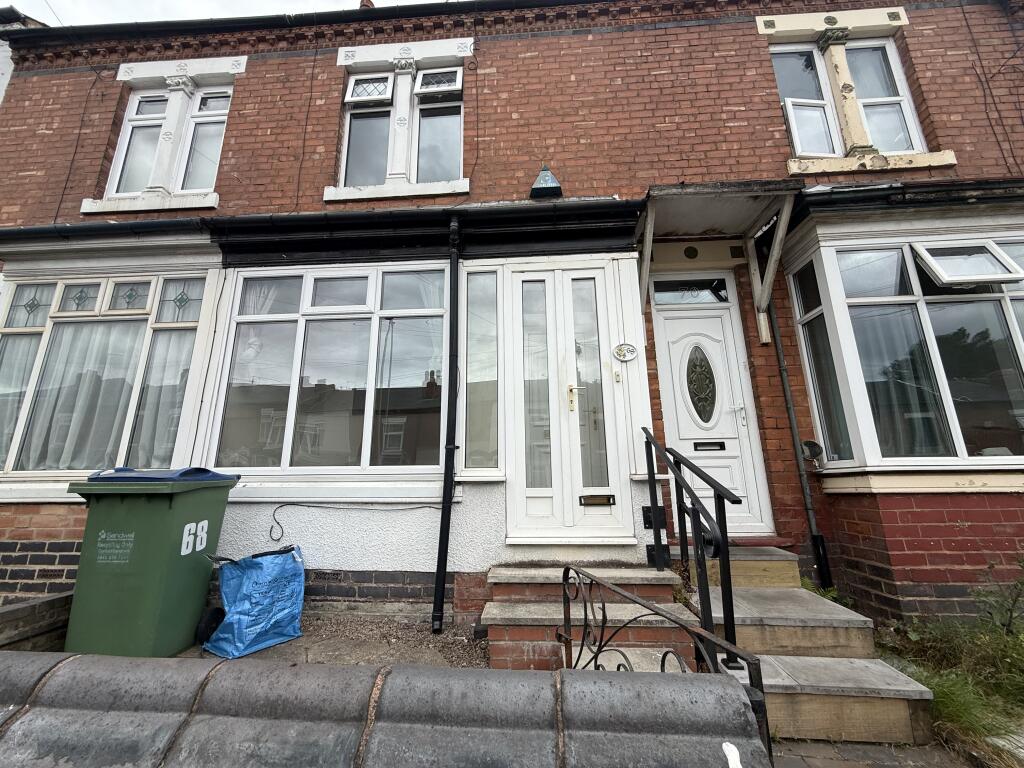 2 bed Mid Terraced House for rent in Smethwick. From Dixons Lettings - Bearwood 2 bed Mid Terraced House for rent in Smethwick. From Dixons Lettings - Bearwood