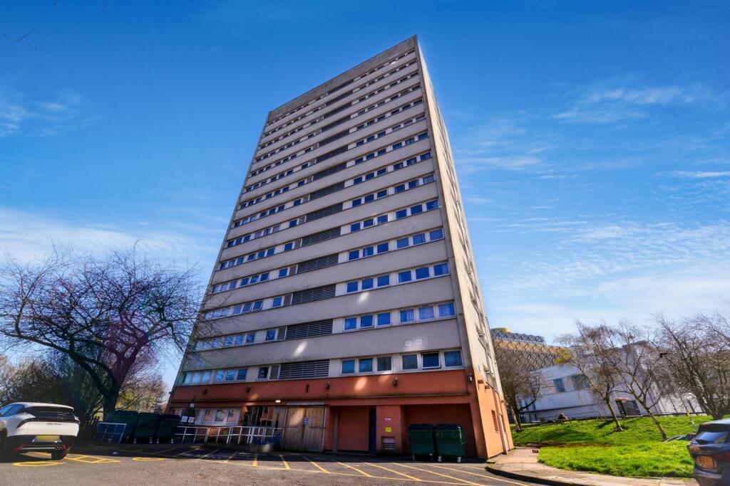 2 bed Apartment for rent in Birmingham. From Dixons Lettings - Bearwood 2 bed Apartment for rent in Birmingham. From Dixons Lettings - Bearwood