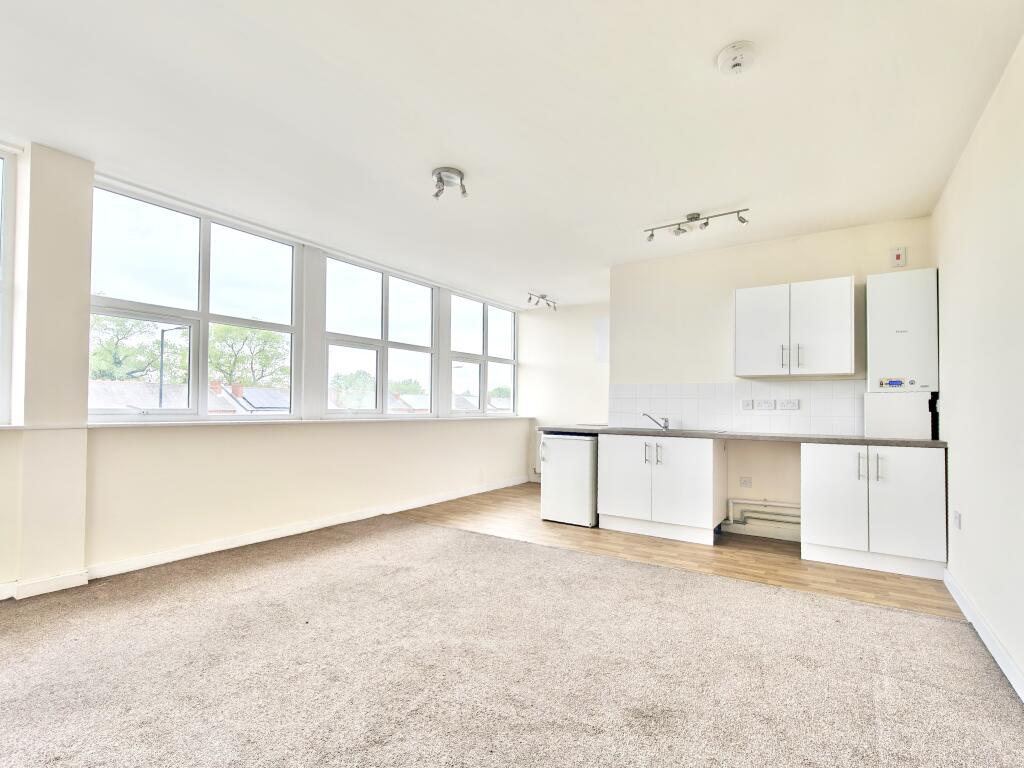 1 bed 1st Floor Flat for rent in Royal Sutton Coldfield. From Dixons Lettings - Erdington