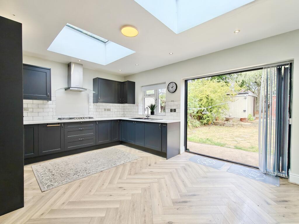 3 bed Semi Detached for rent in Sutton Coldfield. From Dixons Lettings - Erdington