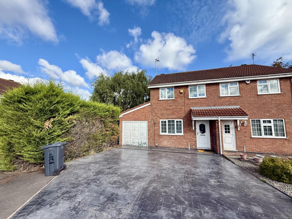 3 bed Detached for rent in Royal Sutton Coldfield. From Dixons Lettings - Erdington