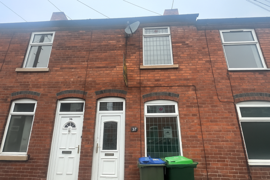 2 bed Detached for rent in Blackheath. From Dixons Lettings - Halesowen