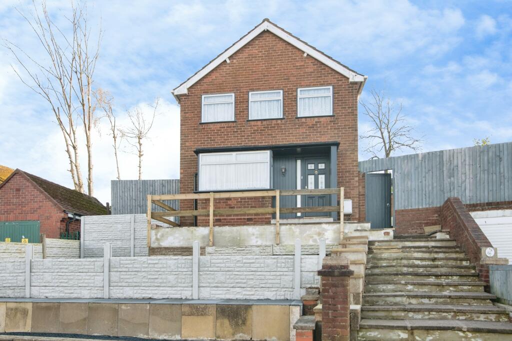 3 bed Detached for rent in Old Hill. From Dixons Lettings - Halesowen
