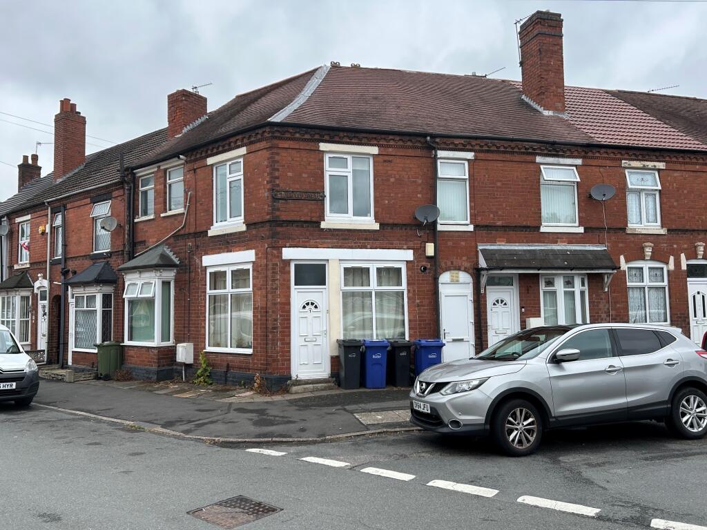 1 bed 1st Floor Flat for rent in Hunnington. From Dixons Lettings - Halesowen