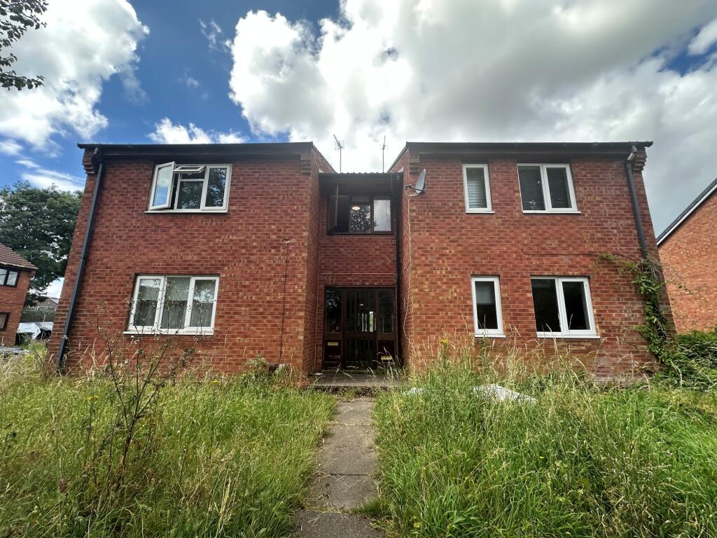 4 bed Studio for rent in Tipton. From Dixons Lettings - Halesowen 4 bed Studio for rent in Tipton. From Dixons Lettings - Halesowen