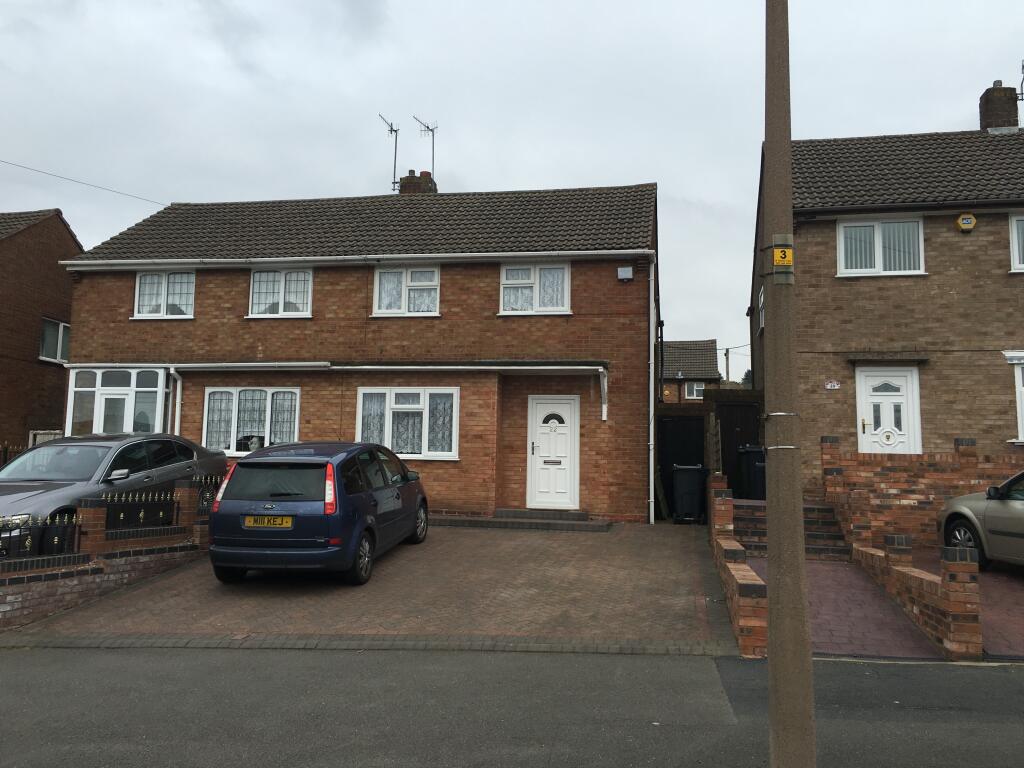 2 bed Detached for rent in Rowley Regis. From Dixons Lettings - Halesowen 2 bed Detached for rent in Rowley Regis. From Dixons Lettings - Halesowen