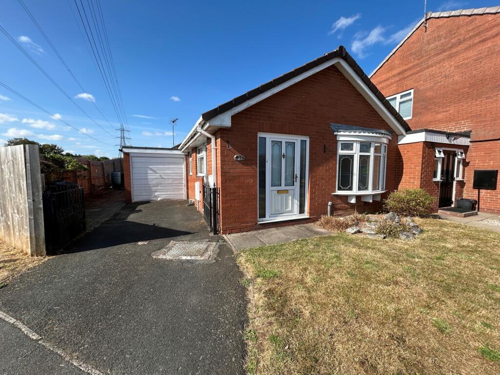 2 bed Bungalow for rent in Hunnington. From Dixons Lettings - Halesowen
