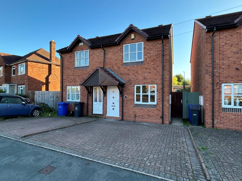 2 bed Detached for rent in Old Hill. From Dixons Lettings - Halesowen 2 bed Detached for rent in Old Hill. From Dixons Lettings - Halesowen