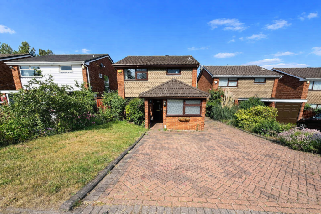 3 bed Detached for rent in Lichfield. From Dixons - Lichfield 3 bed Detached for rent in Lichfield. From Dixons - Lichfield