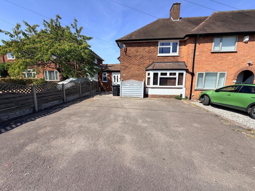 3 bed Detached for rent in Sutton Coldfield. From Dixons - Lichfield 3 bed Detached for rent in Sutton Coldfield. From Dixons - Lichfield