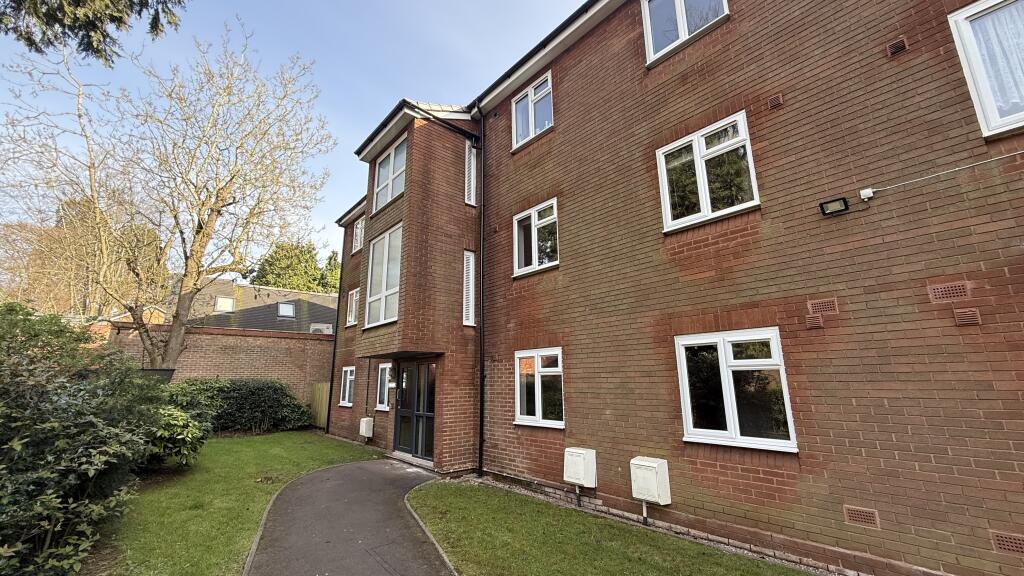 2 bed 1st Floor Flat for rent in Major's Green. From Dixons - Moseley