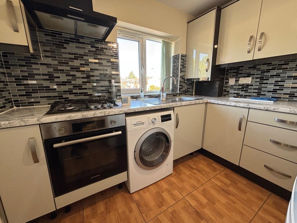 2 bed 1st Floor Flat for rent in Smethwick. From Dixons - Quinton