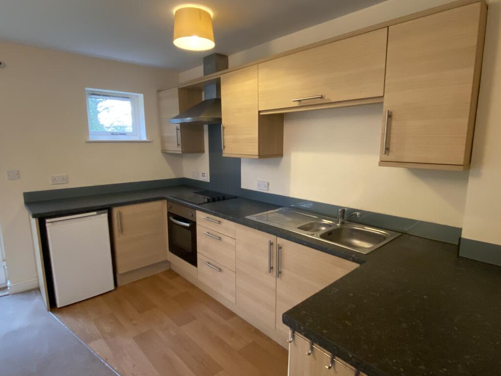 2 bed Apartment for rent in Headley Heath. From Dixons - Quinton