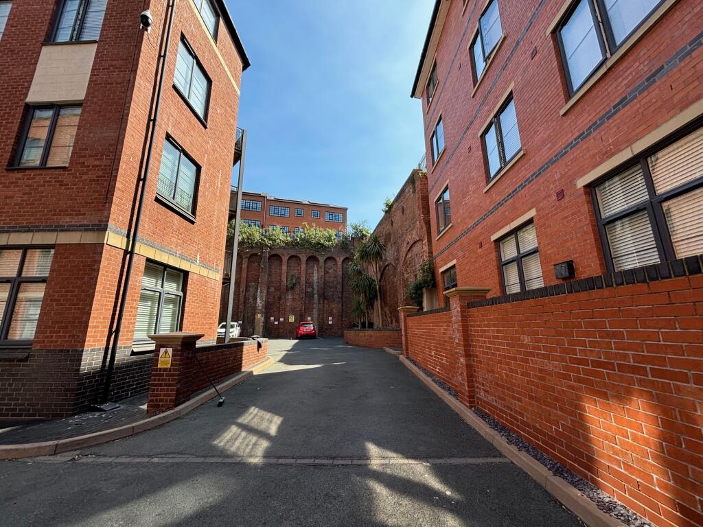 2 bed Apartment for rent in Birmingham. From Dixons - Quinton 2 bed Apartment for rent in Birmingham. From Dixons - Quinton