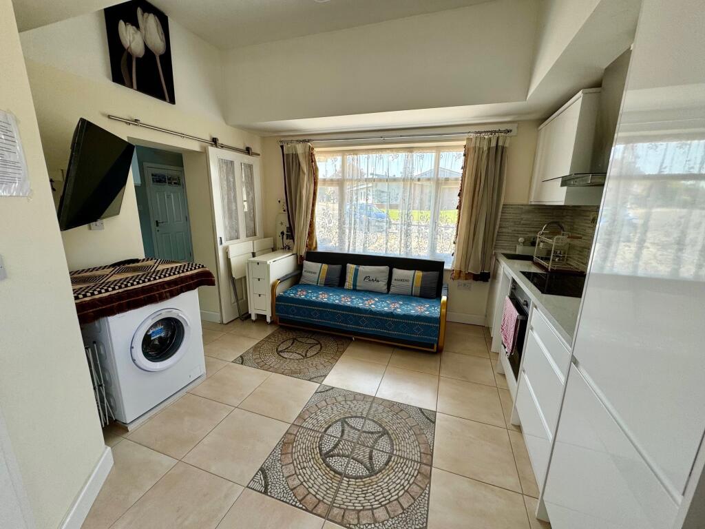 1 bed Detached for rent in Hunnington. From Dixons - Quinton