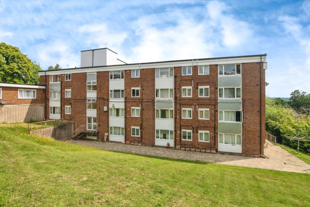 1 bed 1st Floor Flat for rent in Redditch. From Dixons - Redditch 1 bed 1st Floor Flat for rent in Redditch. From Dixons - Redditch