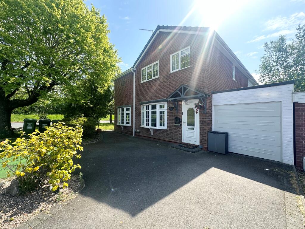 5 bed Detached for rent in Holt End. From Dixons - Redditch