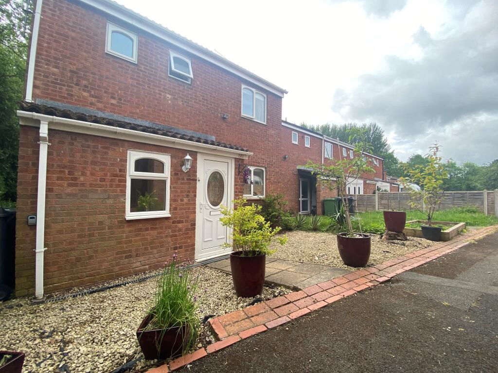 3 bed Detached for rent in Redditch. From Dixons - Redditch