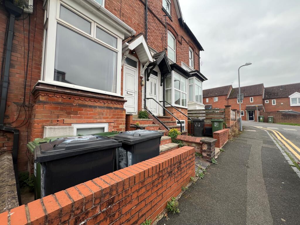 1 bed 1st Floor Flat for rent in Redditch. From Dixons - Redditch