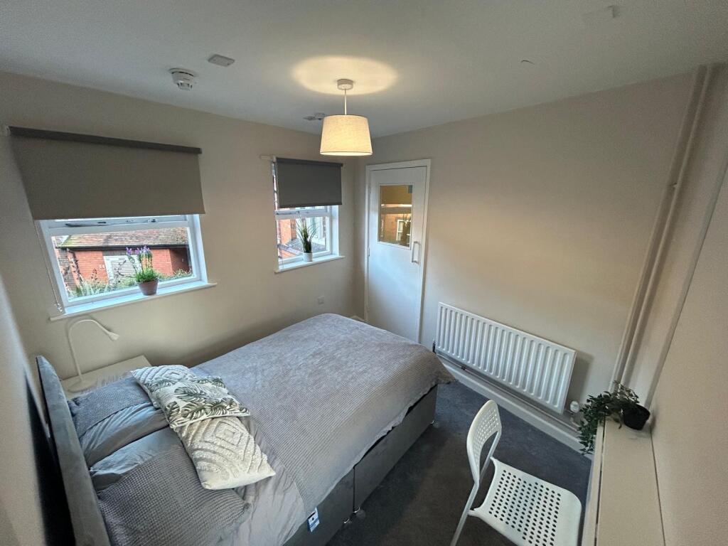 1 bed House Share for rent in Droitwich Spa. From Dixons - Redditch