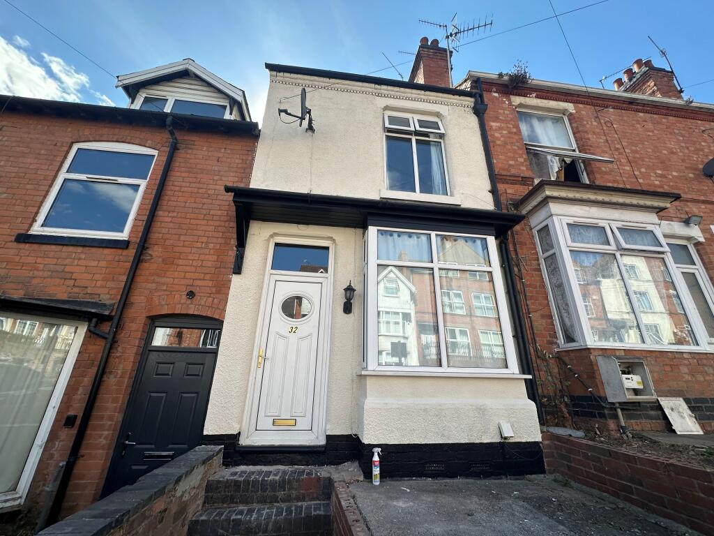 3 bed Detached for rent in Holt End. From Dixons - Redditch