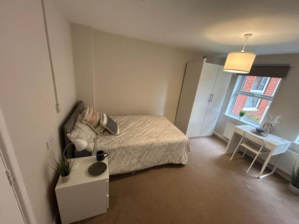 1 bed House Share for rent in Droitwich Spa. From Dixons - Redditch