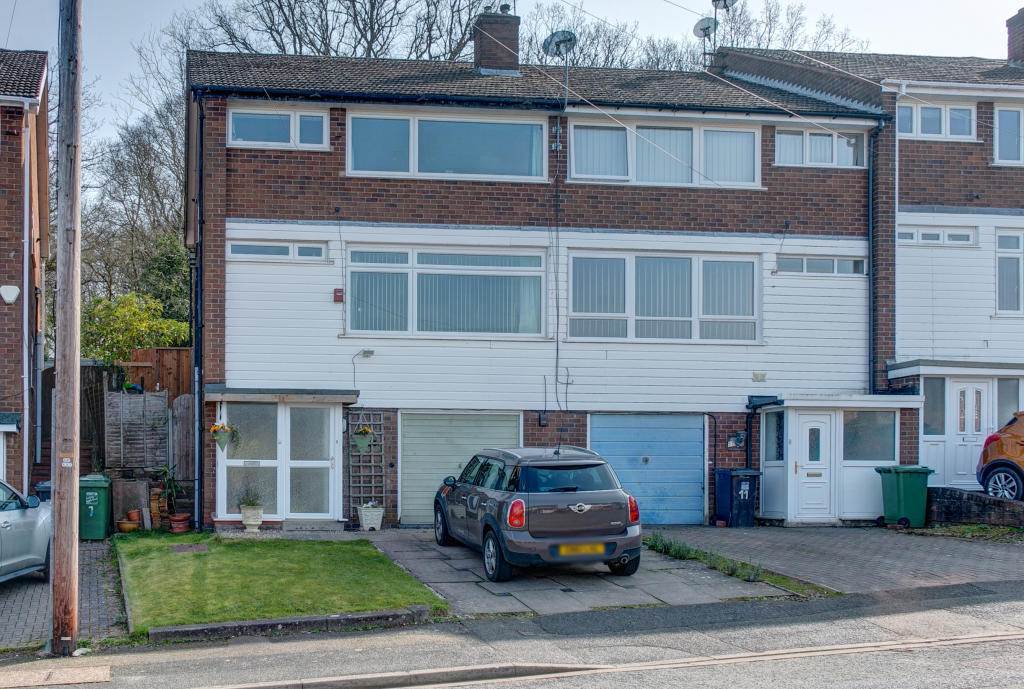 3 bed Detached for rent in Redditch. From Dixons - Redditch 3 bed Detached for rent in Redditch. From Dixons - Redditch