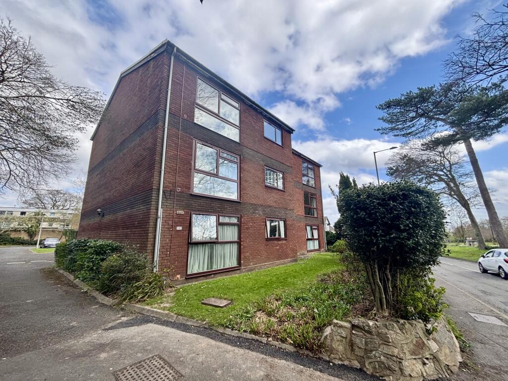 2 bed 1st Floor Flat for rent in Smethwick. From Dixons - Selly Oak