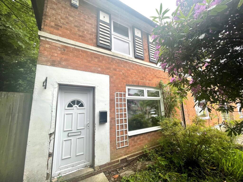 3 bed Detached for rent in Smethwick. From Dixons - Selly Oak