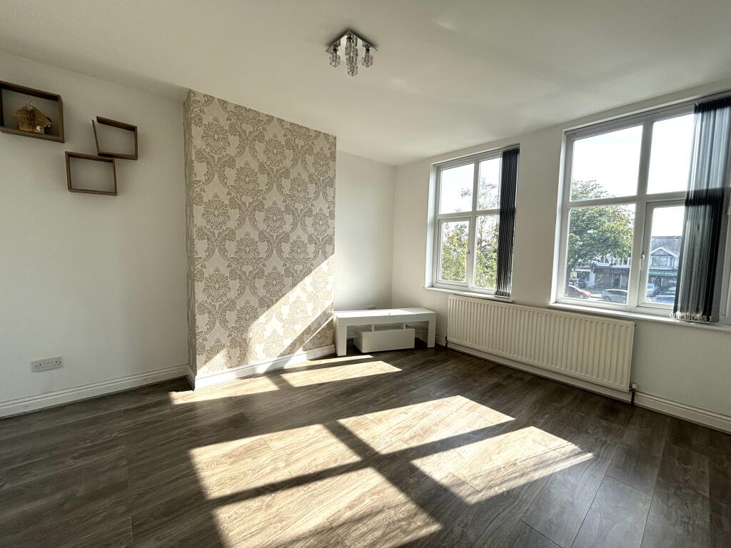 2 bed 1st Floor Flat for rent in Major's Green. From Dixons - Selly Oak
