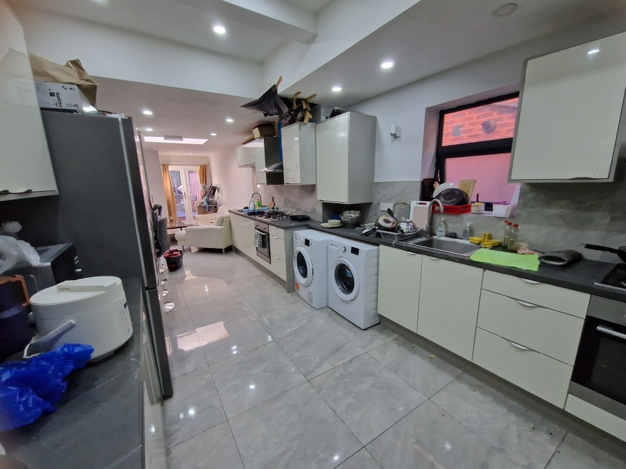 8 bed House Share for rent in Birmingham. From Dixons - Selly Oak 8 bed House Share for rent in Birmingham. From Dixons - Selly Oak