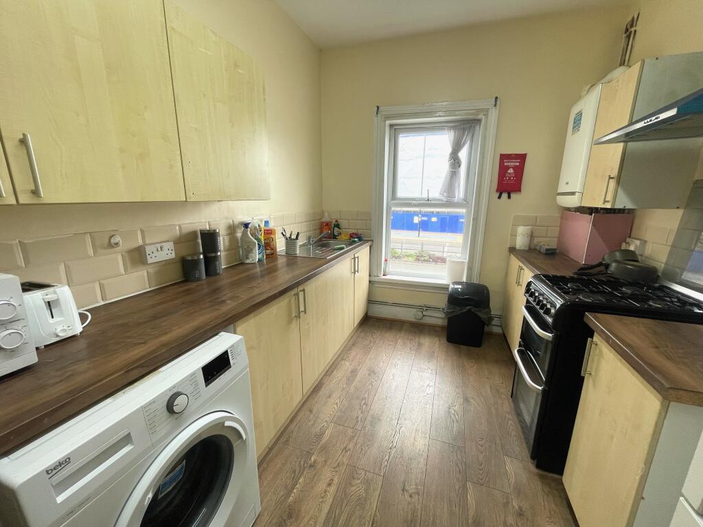 2 bed 1st Floor Flat for rent in Birmingham. From Dixons - Selly Oak
