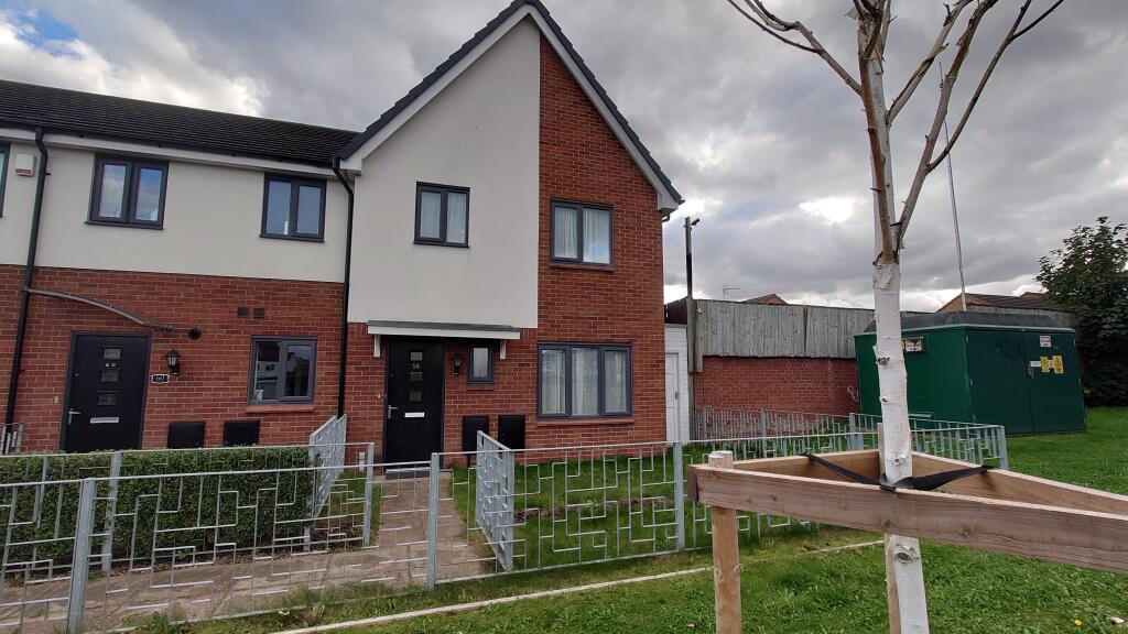 3 bed Town House for rent in Water Orton. From Dixons - Solihull