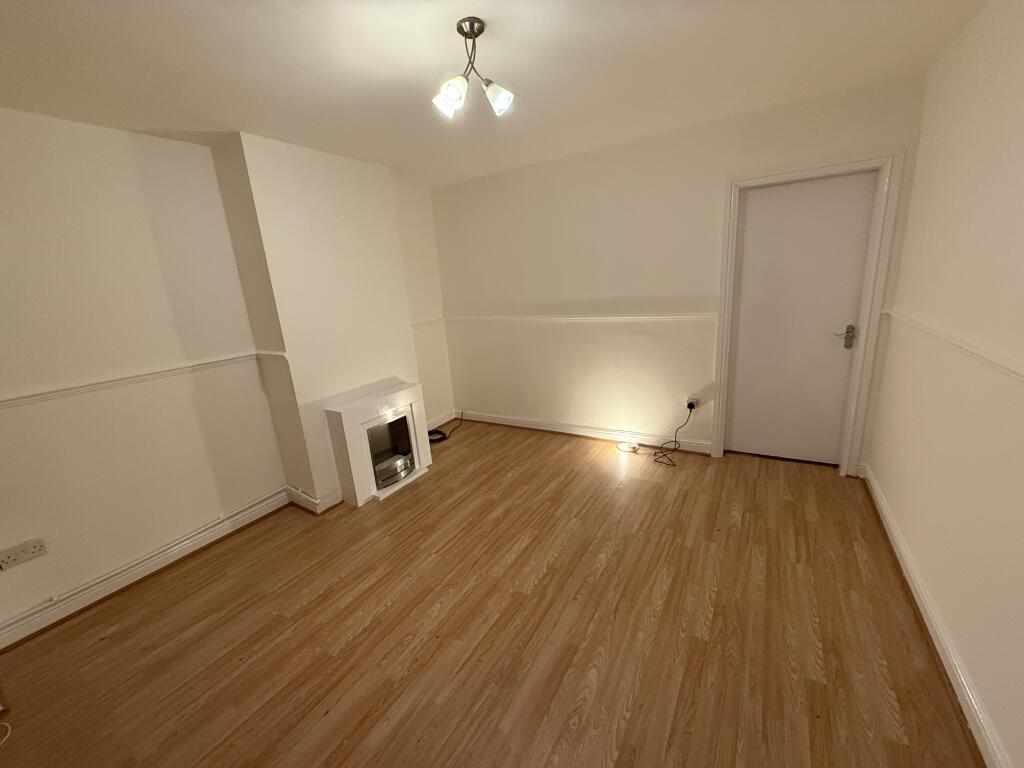2 bed Detached for rent in Wolverhampton. From Dixons - Wolverhampton
